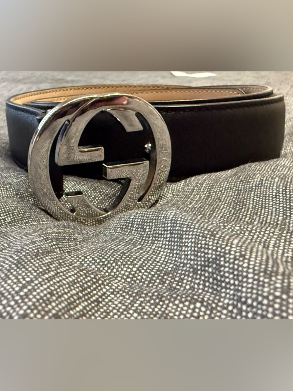 Gucci Black Leather Belt with Silver Interlocking G Buckle Sz 90 - Picture 3 of 4